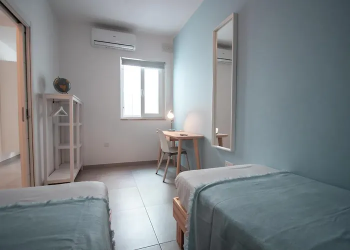 The Three Trees Apartament Sliema