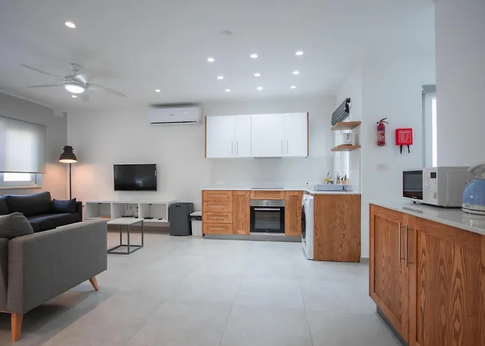 The Three Trees Apartman