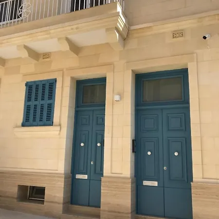 The Three Trees Sliema